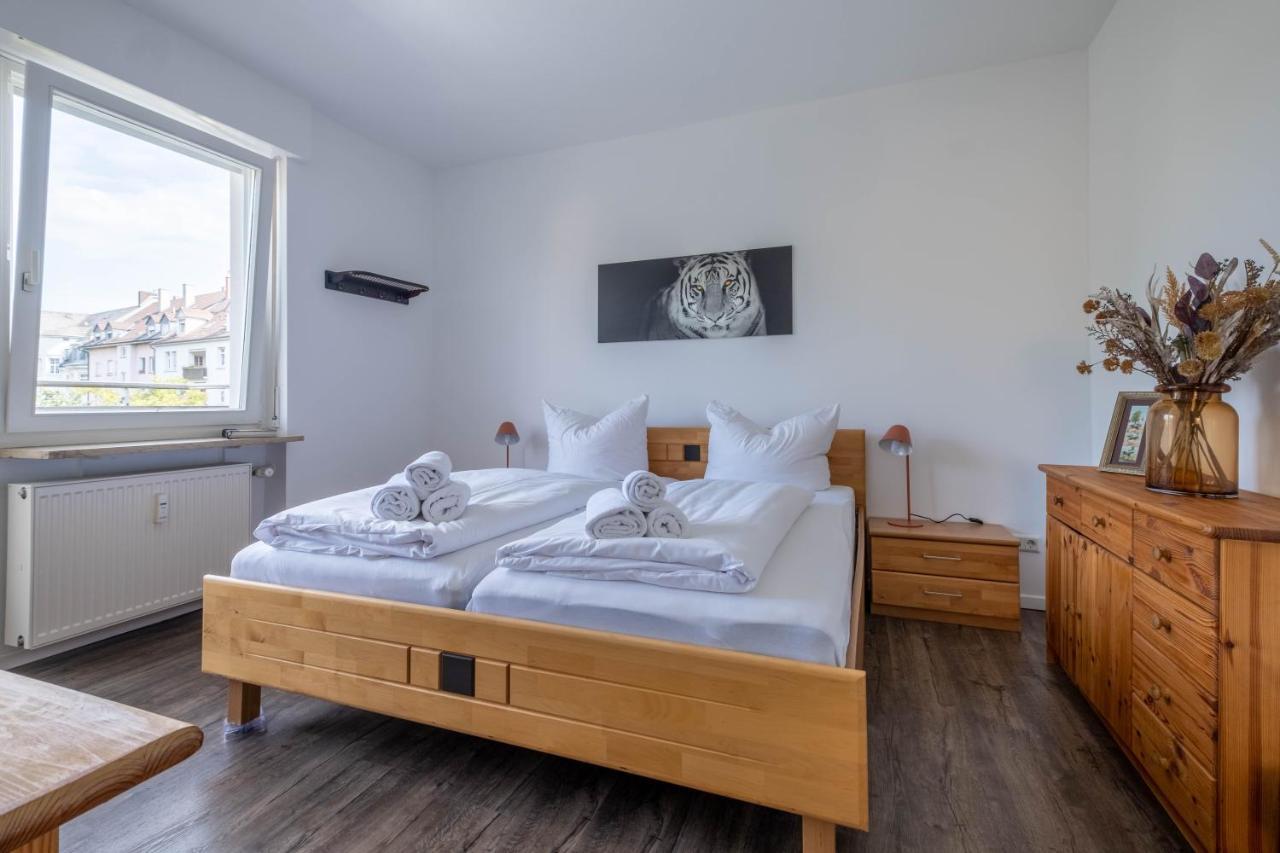 Spacious Flat Karlsruhe Esterno foto