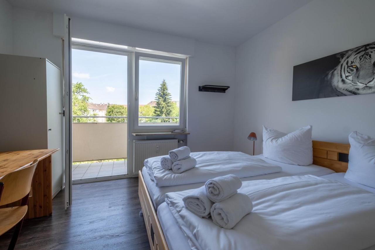Spacious Flat Karlsruhe Esterno foto